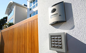 The Best Accessories for Electric Gates